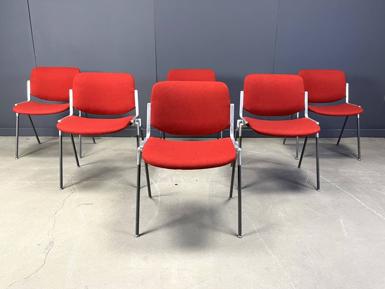 Set of Six Chairs DSC 106, red velvet, metal, by G. Piretti, Castelli, Italy, 1970s. - 272965