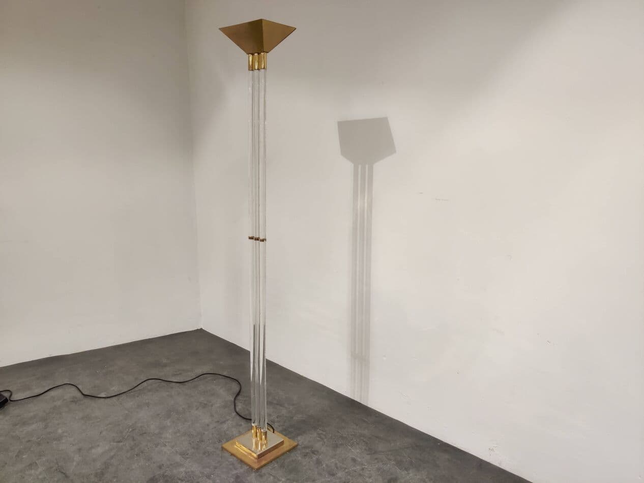 Lampa podłogowa, złoty, mosiądz, akryl, Francja, lata 70. - 272633
