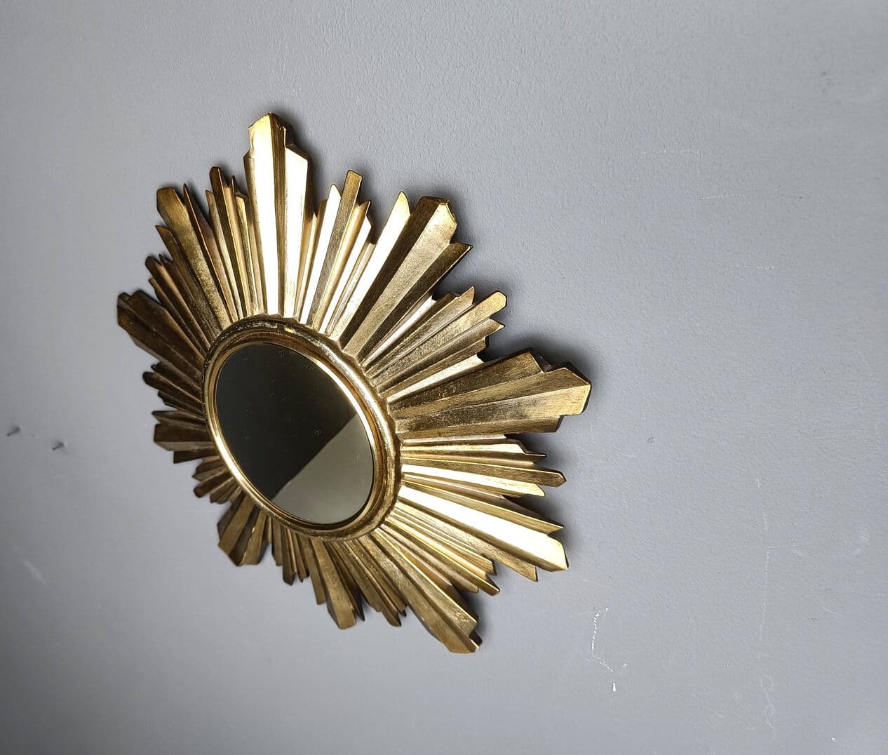 Sunburst mirror, gold, glass, Belgium, 1960s. - 272558