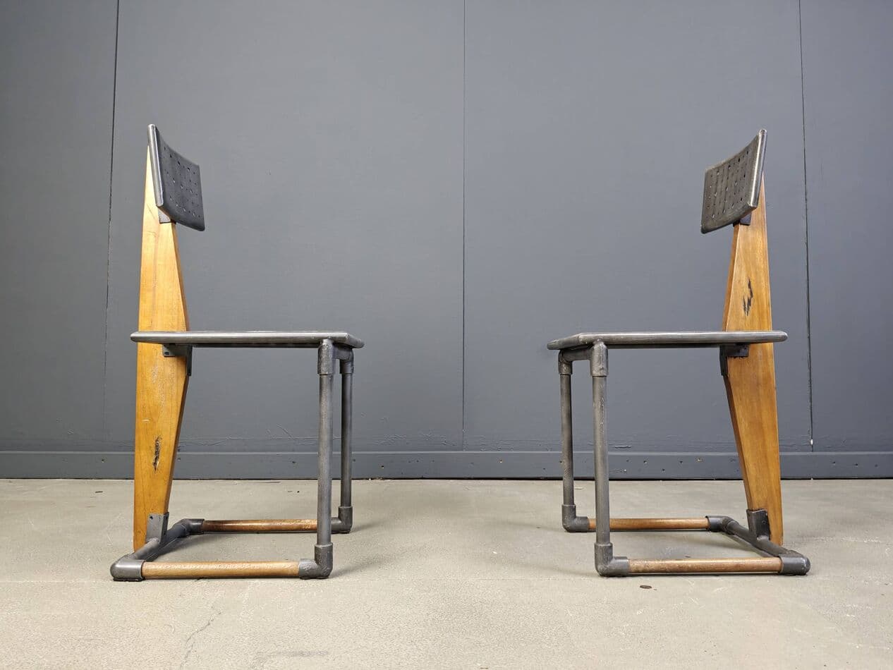 Zestaw czterech krzeseł industrialnych, szary, metal, drewno, Belgia, lata 70. - 272485