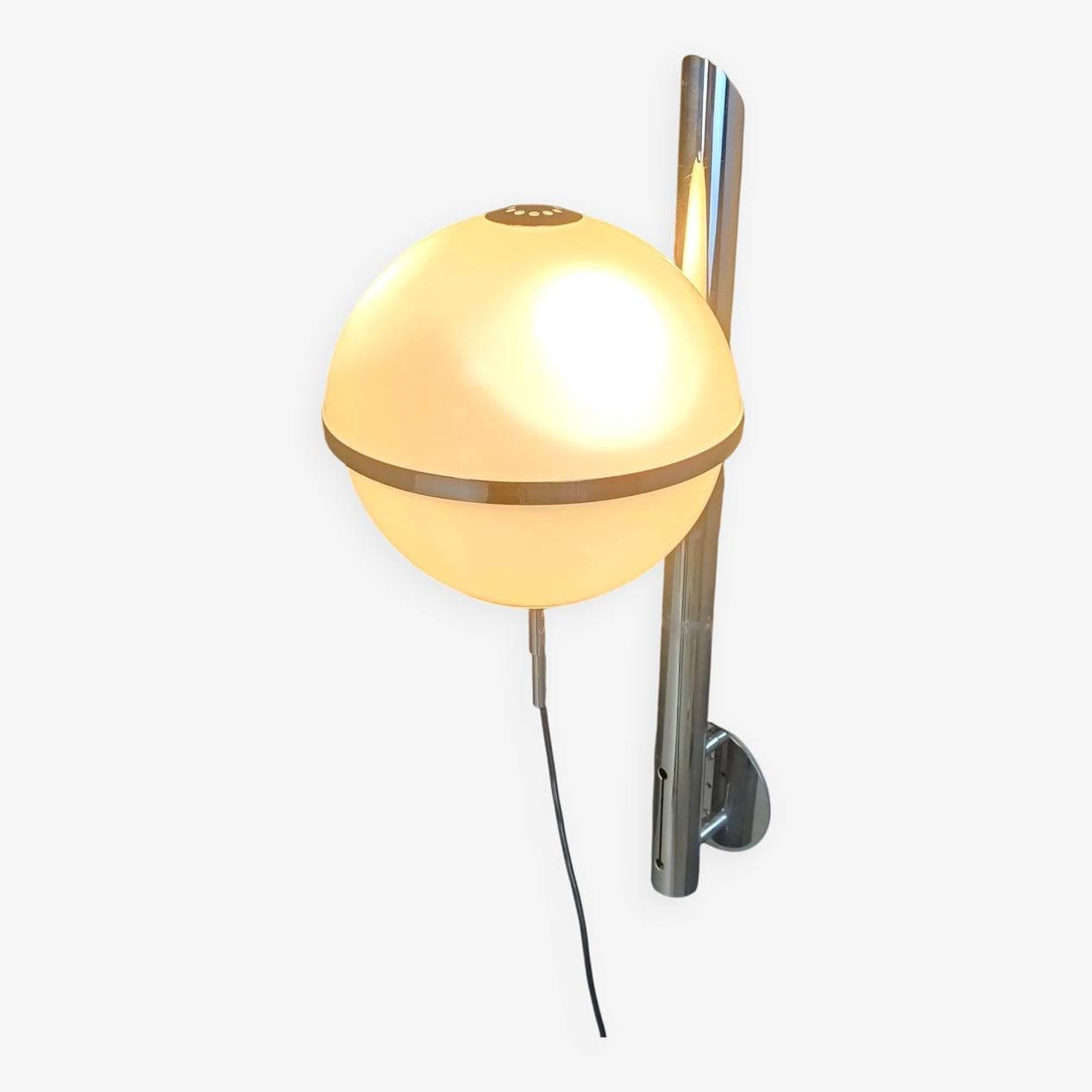 Kinkiet Pusicona, szkło białe, chrom, proj. F. Micolitti, Artemide, Włochy, lata 60. - 272206