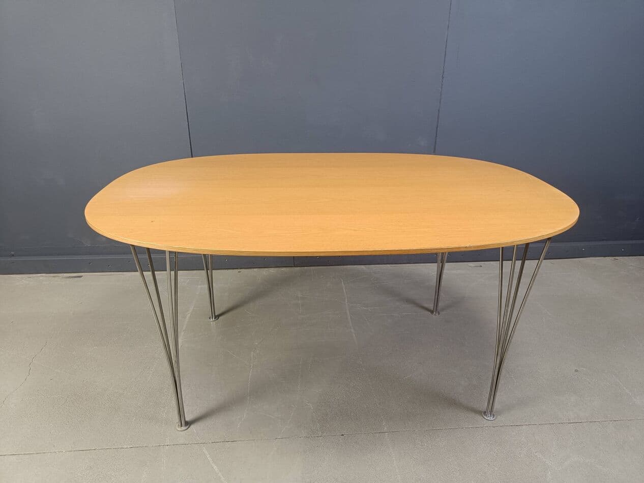 Stół jadalniany Superellipse, buk beżowy, chrom, proj. B. Mathsson, P. Hein, Fritz Hansen, Dania - 272168