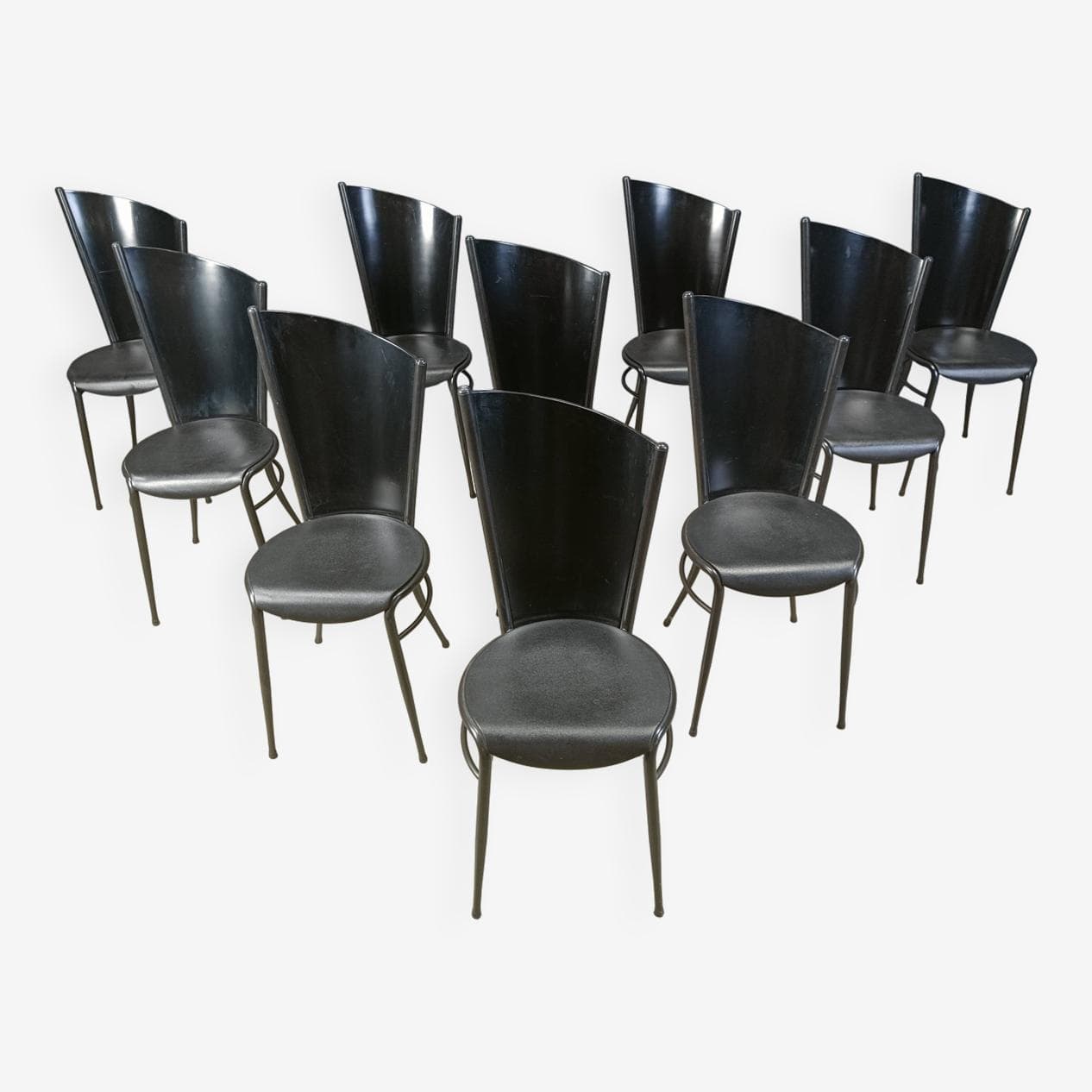 Zestaw dziesięciu krzeseł postmodernistycznych, drewno czarne, metal czarny, Włochy, lata 80. - 272128