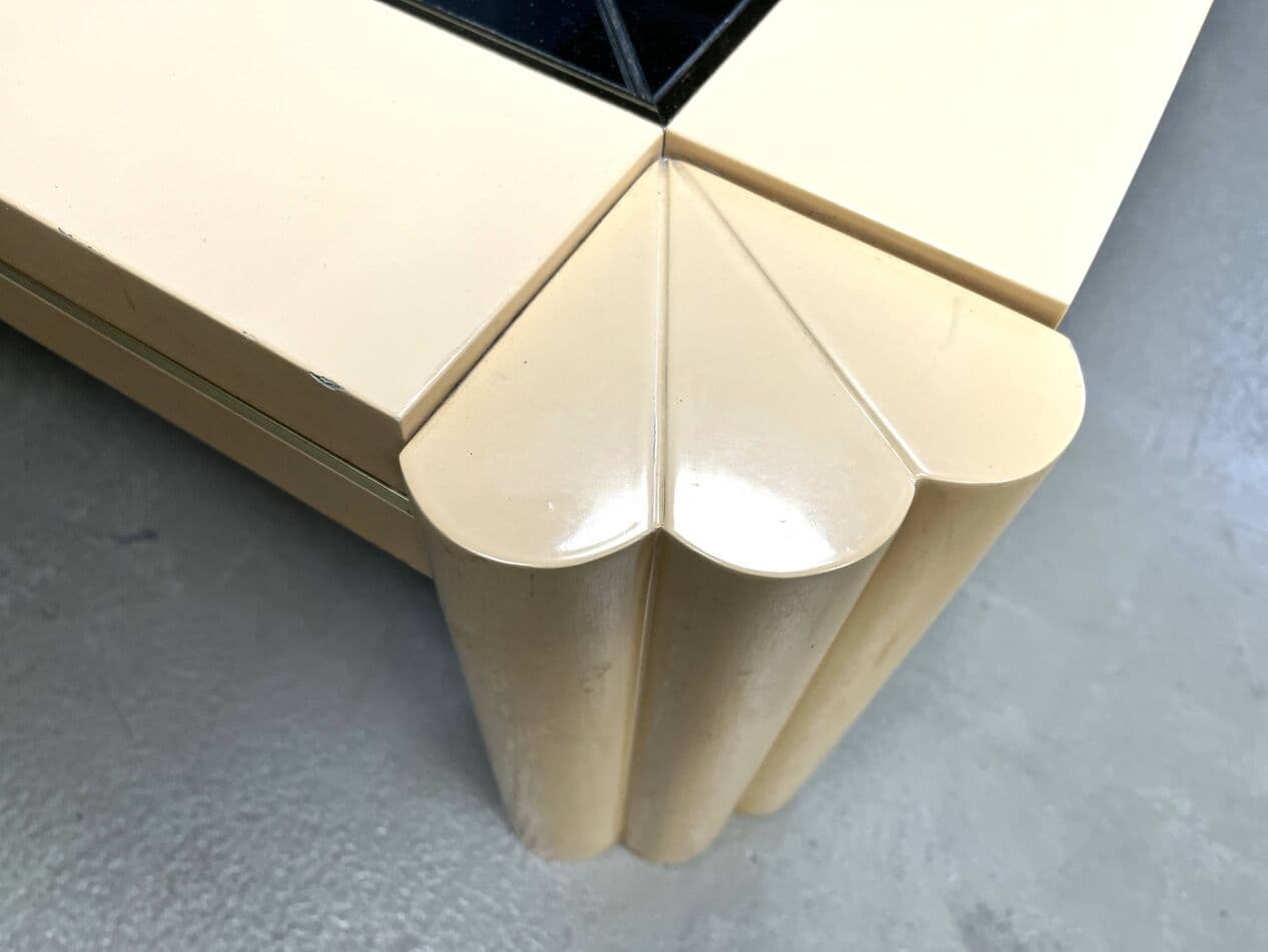 Coffee table, beige wood, by A. Delon, Maison Jansen, France, 1970s. - 272042