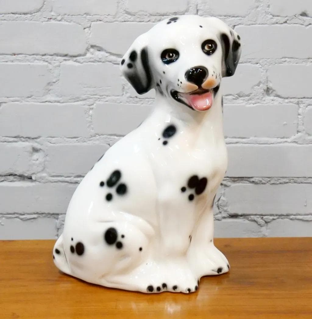 Biała ceramiczna figurka psa dalmatyńczyka, Polska, lata 70. - 19083