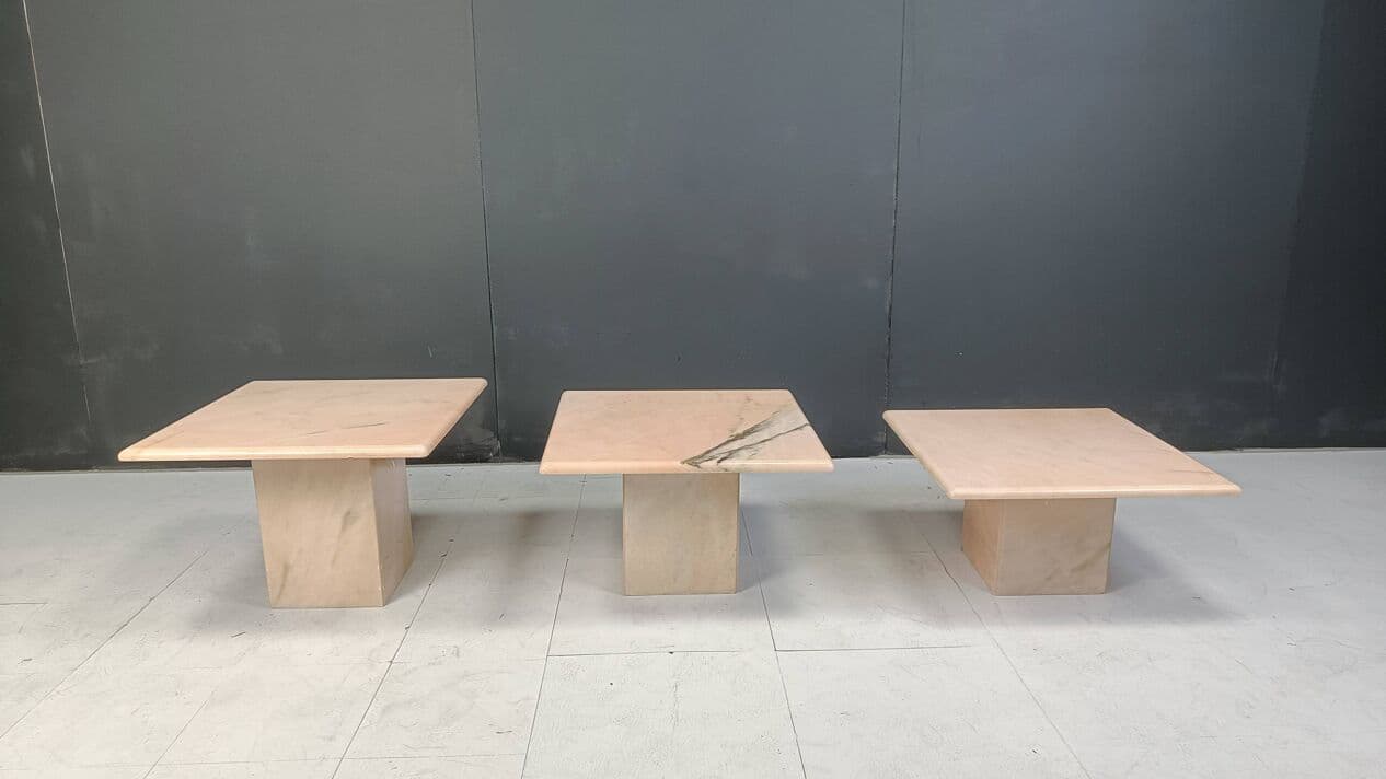 Zestaw trzech stolików pomocniczych, marmur różowy, Włochy, lata 70. - 271914