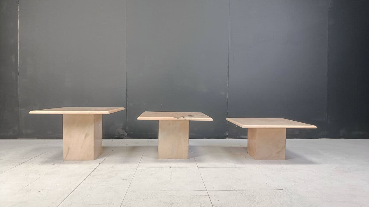 Zestaw trzech stolików pomocniczych, marmur różowy, Włochy, lata 70. - 271916