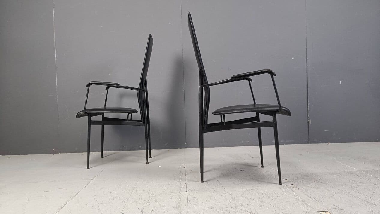 Zestaw czterech krzeseł S44, skóra czarna, metal czarny, Włochy, lata 80. - 271884