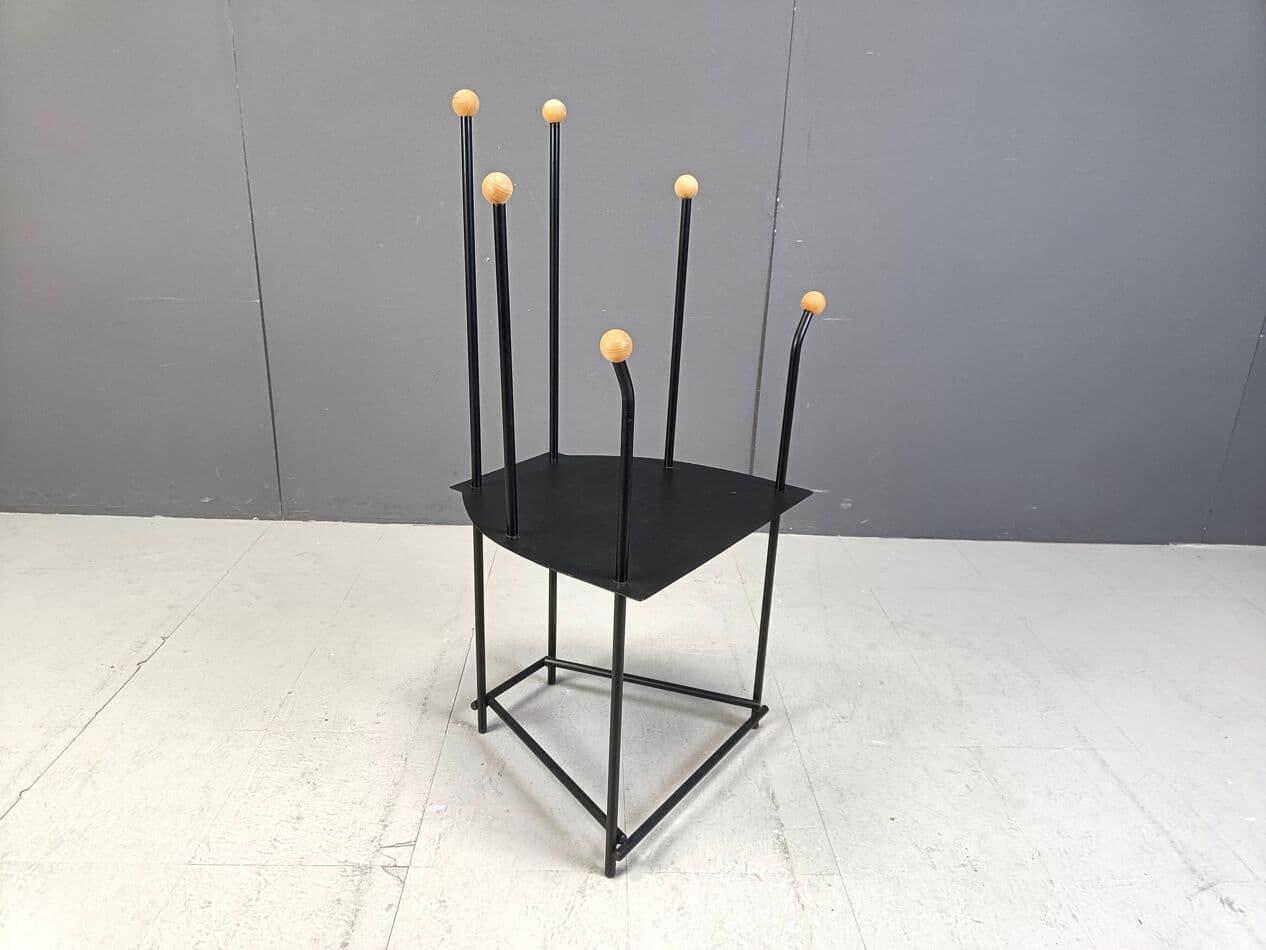 Fotel lounge postmodernistyczny, metal czarny, Belgia, lata 80. - 271491