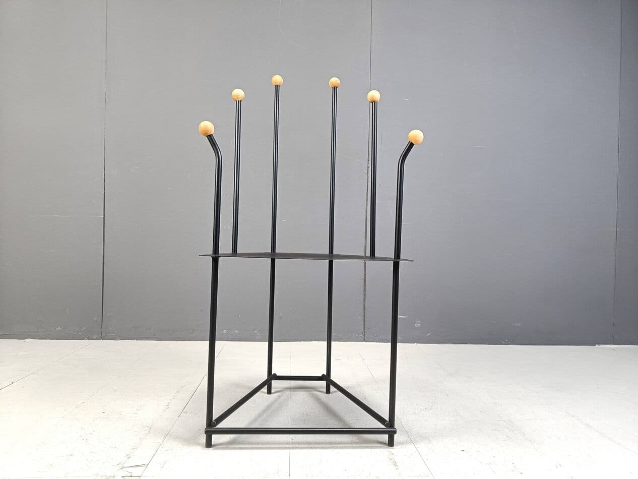 Fotel lounge postmodernistyczny, metal czarny, Belgia, lata 80. - 271487