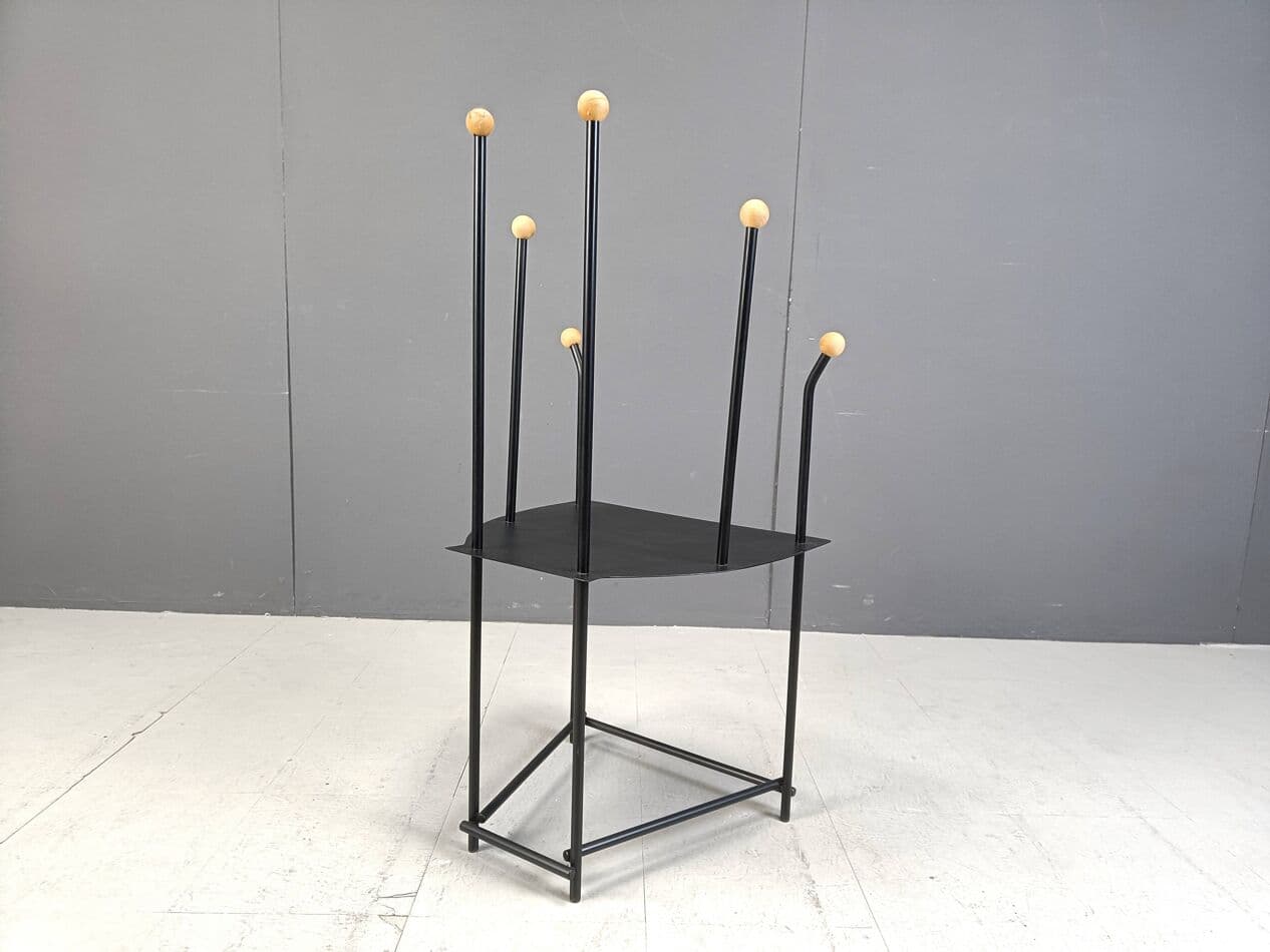 Fotel lounge postmodernistyczny, metal czarny, Belgia, lata 80. - 271492