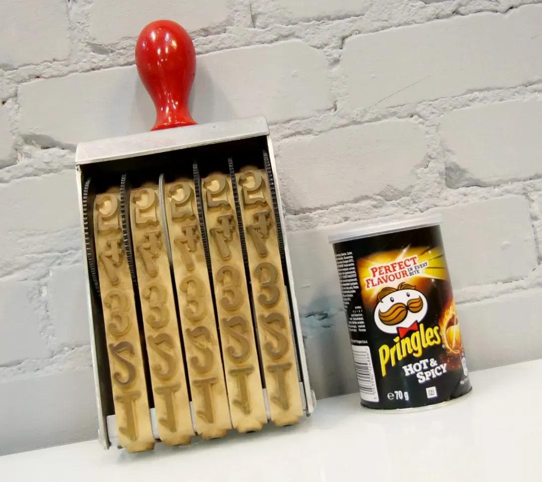 Numerator Gigant, metal srebrny, Francja, lata 60. - 19318