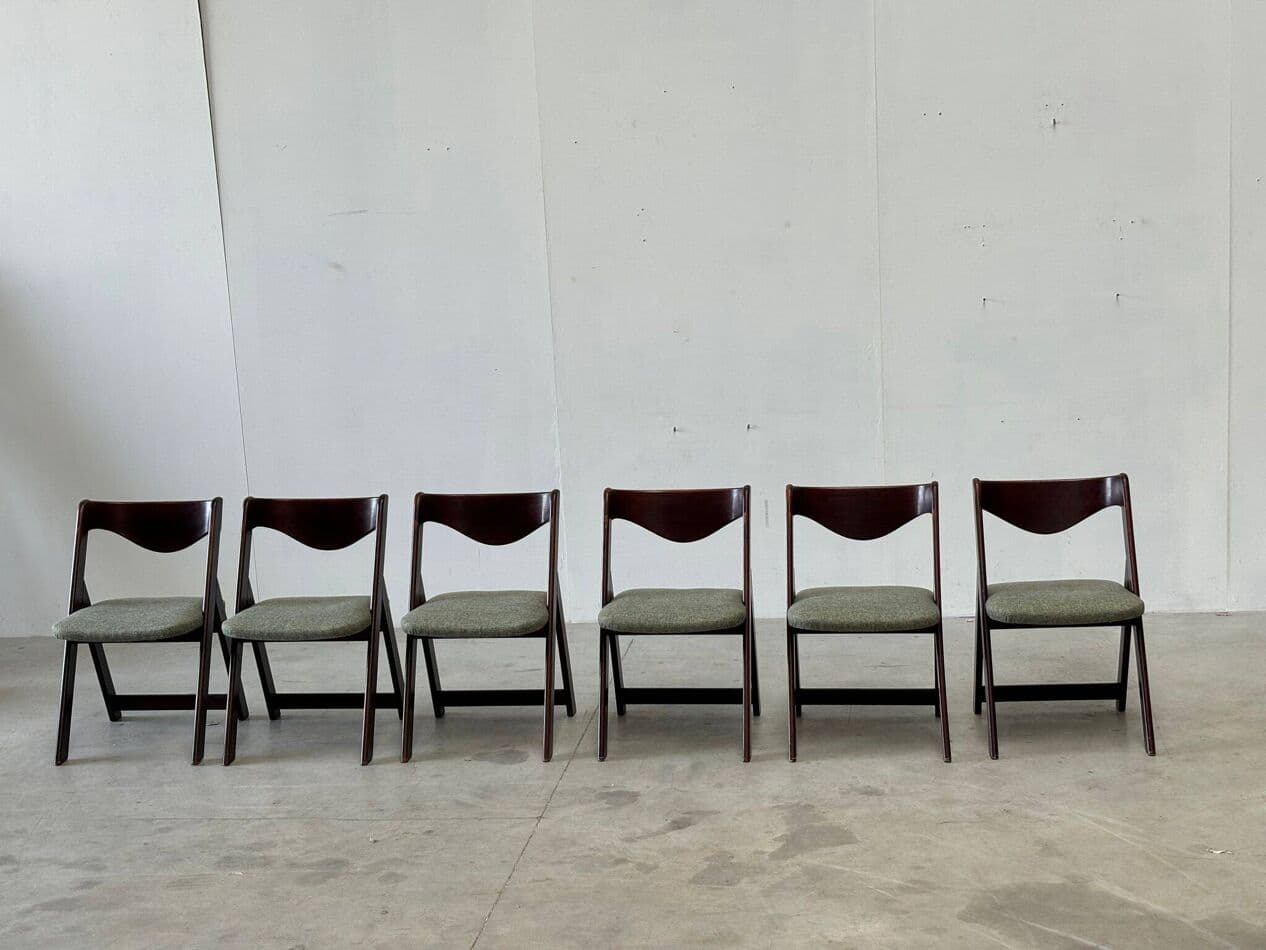 Set of six dining chairs, brown mahogany, Italy, 1960s. - 271369
