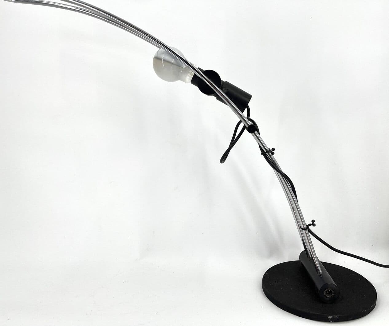 Lampa biurkowa, srebrny chrom, Włochy, lata 70. - 271284