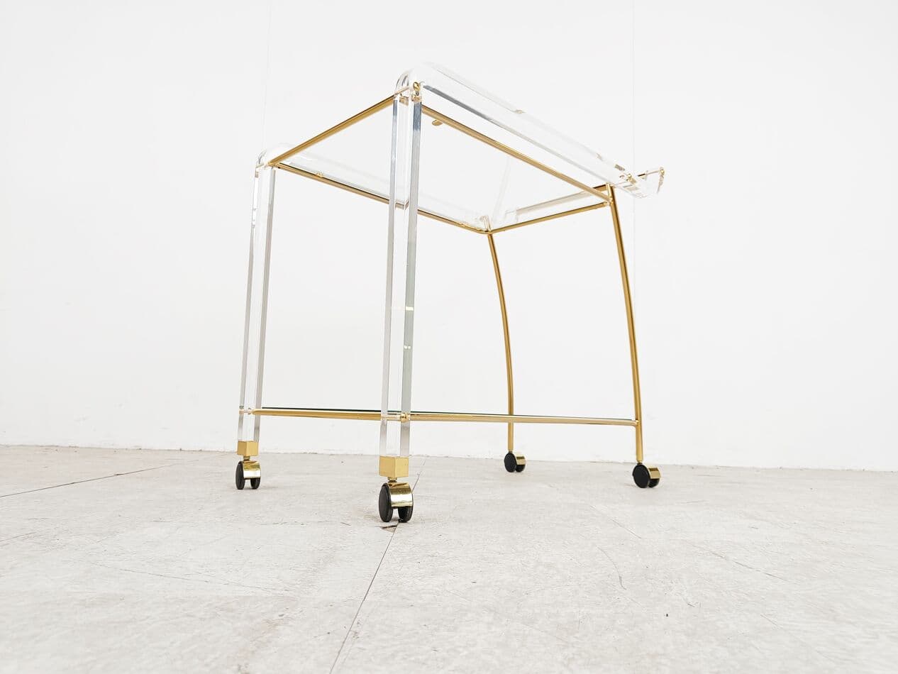 Barek na kółkach, mosiądz złoty, lucyt transparentny, Francja, lata 70. - 270958