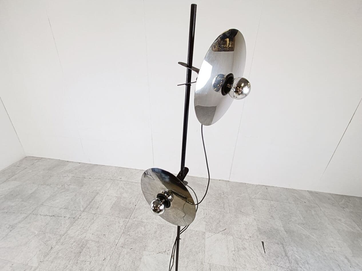 Lampa podłogowa Space Age, metal srebrny, Włochy, lata 70. - 270947