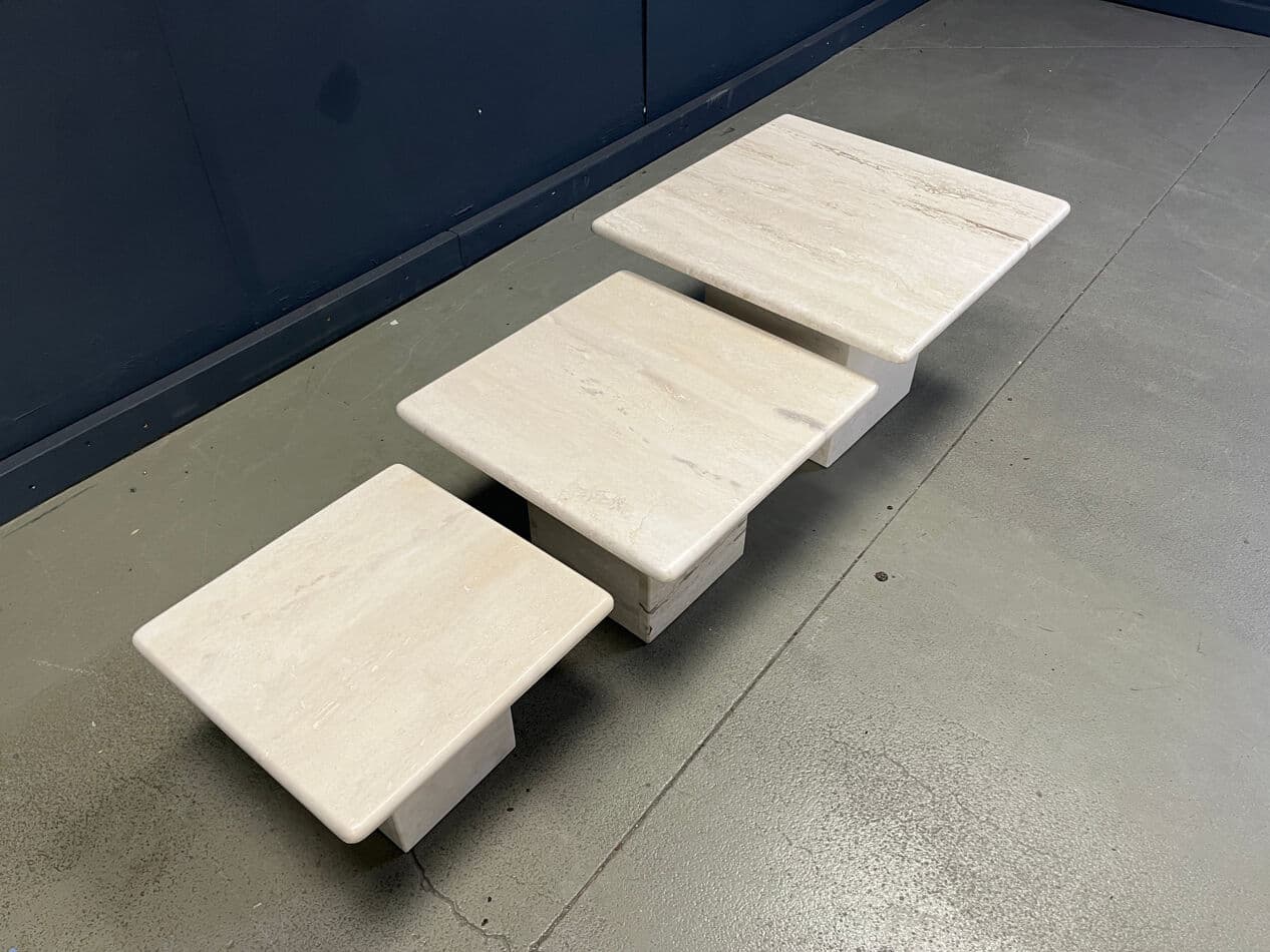 Zestaw trzech stolików typu nesting, beżowy, trawertyn, Włochy, lata 70. - 270896