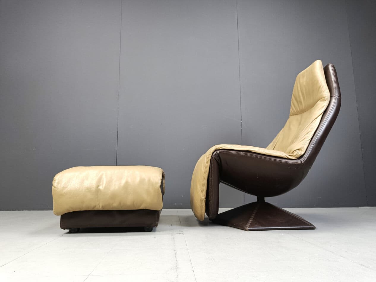 Fotel obrotowy z podnóżkiem, skóra brązowa, Belgia, lata 70. - 270737