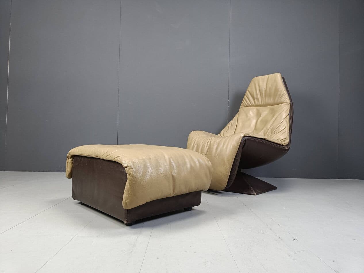 Fotel obrotowy z podnóżkiem, skóra brązowa, Belgia, lata 70. - 270738