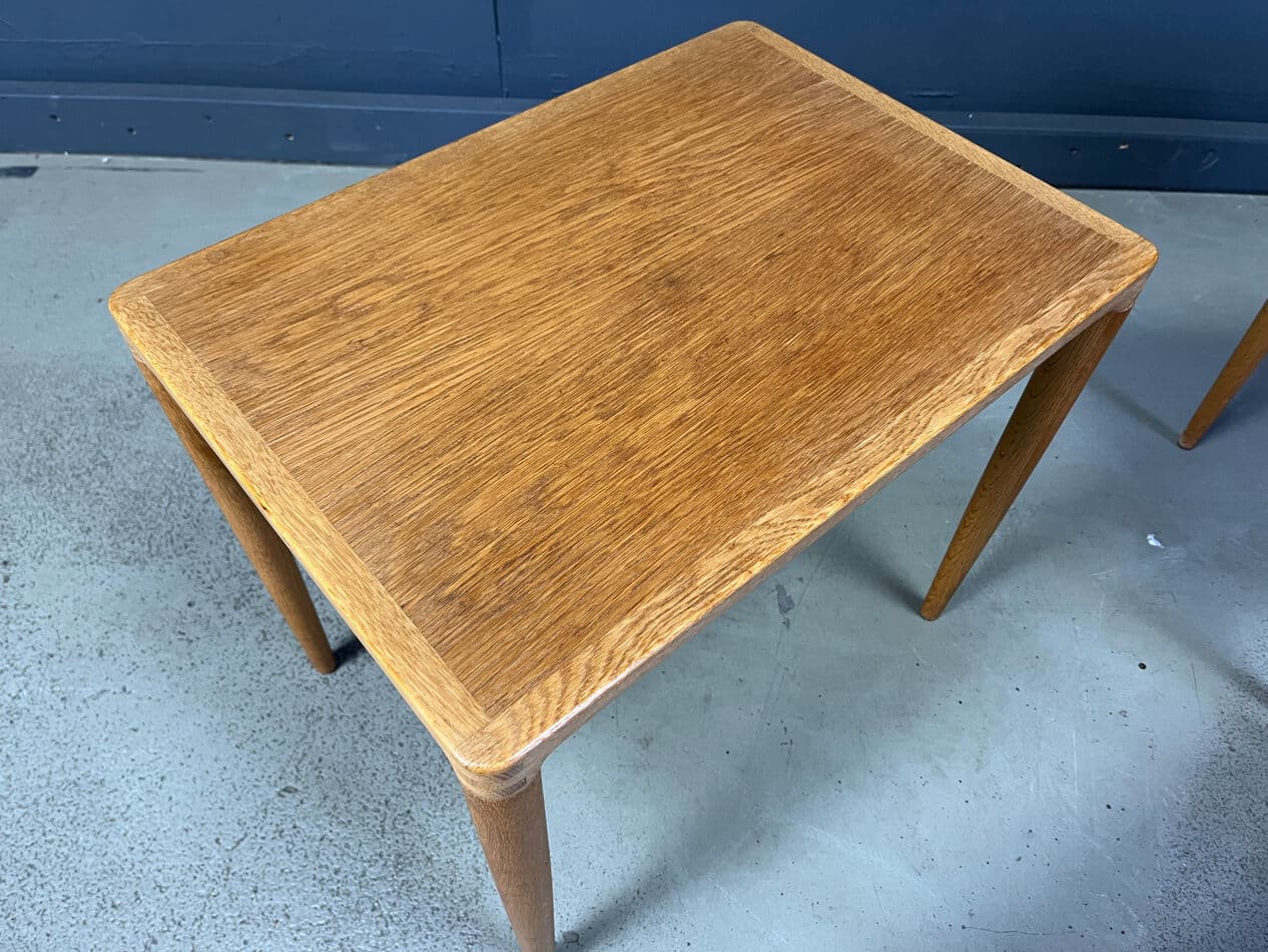 Zestaw trzech stolików pomocniczych, dąb beżowy, proj. H.W. Klein, Bramin, Dania, lata 60. - 270344