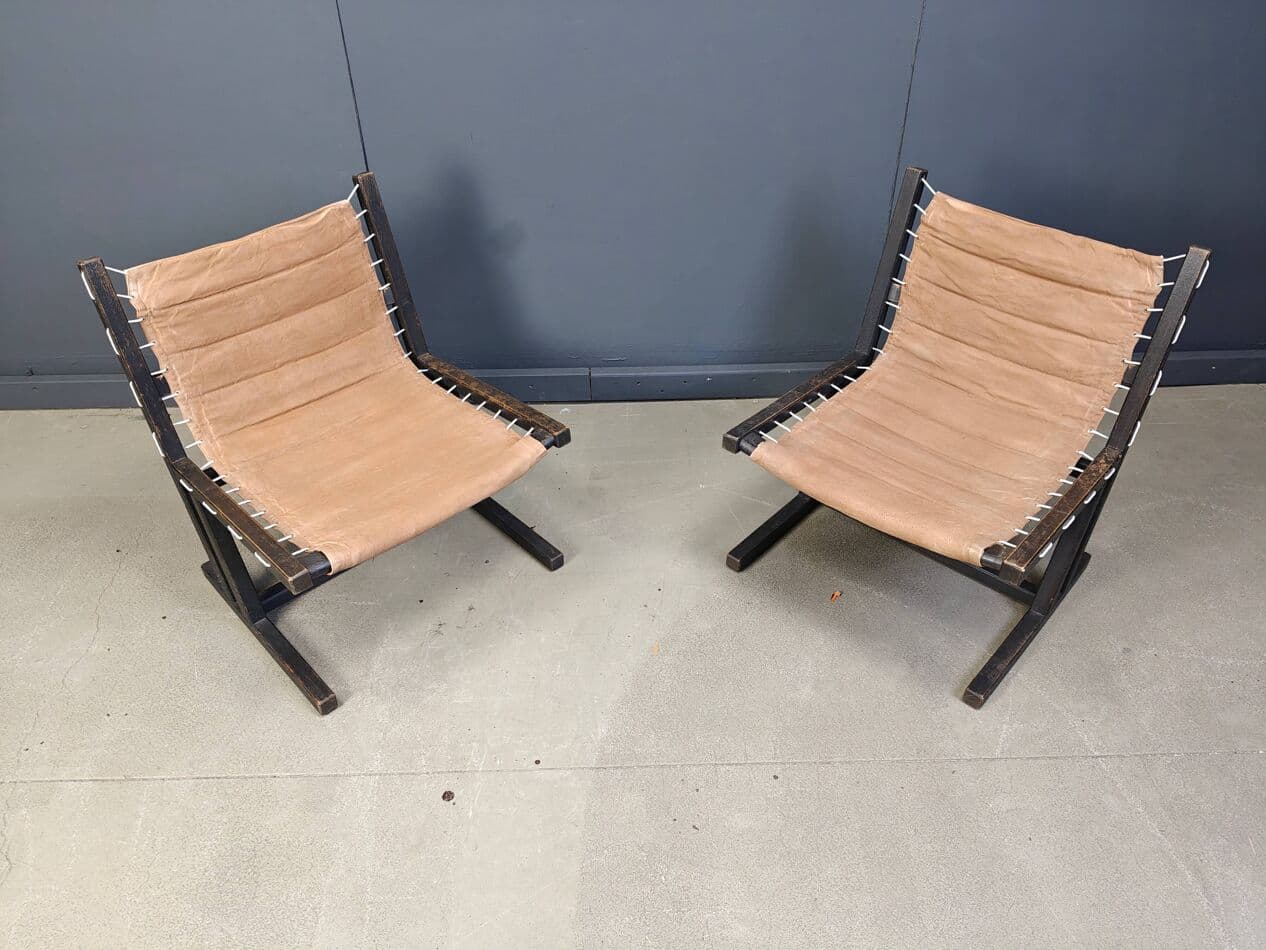 Pair of safari chairs, brown canvas, black wood, Casala, Germany, 1970s. - 270323