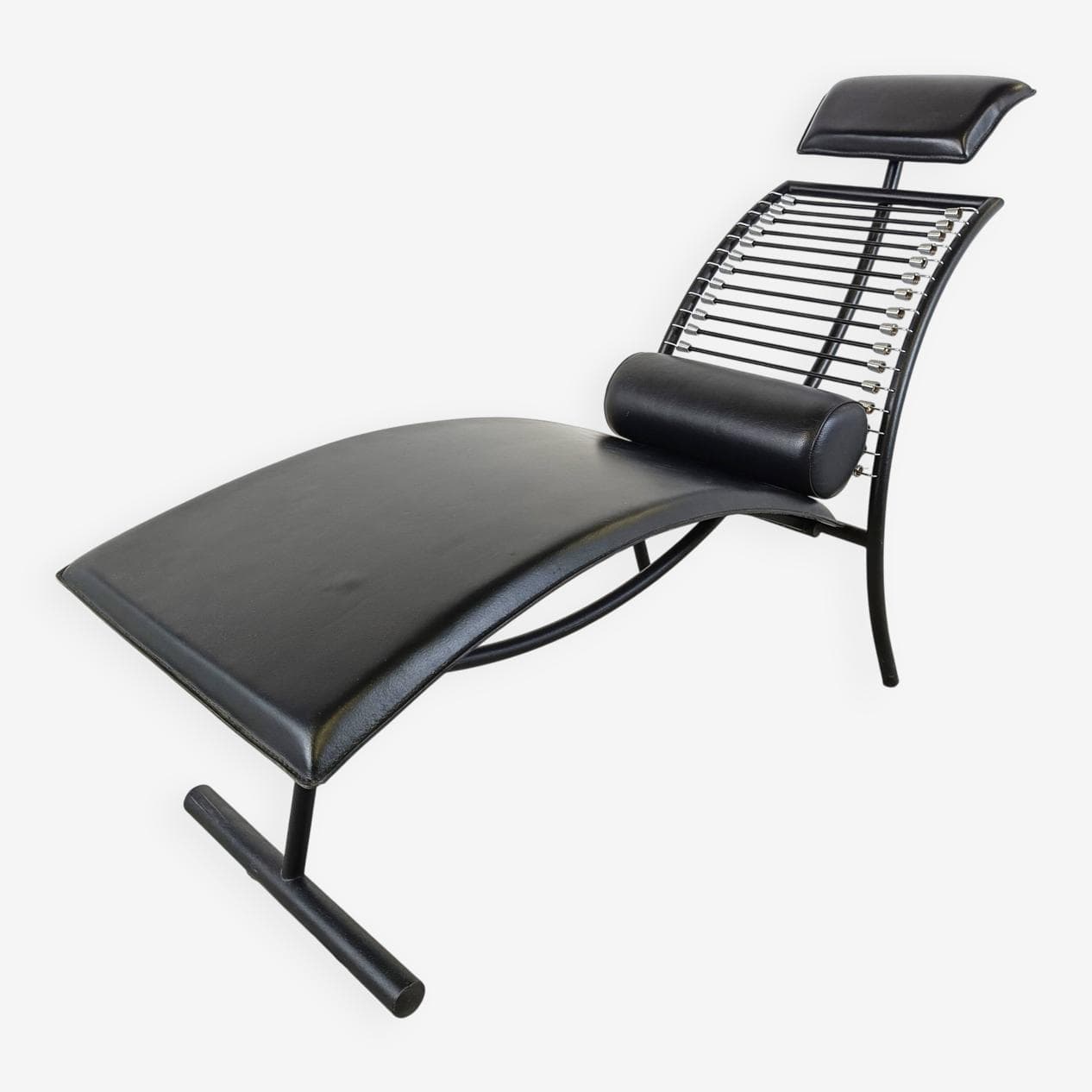 Chaise longue, minimalist, black metal, leather, Italy, 1990s - 270238