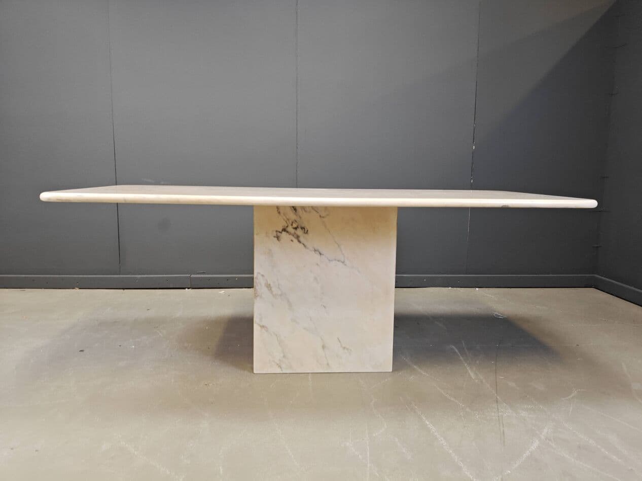 Stół jadalniany, marmur beżowy, Włochy, lata 70. - 270172