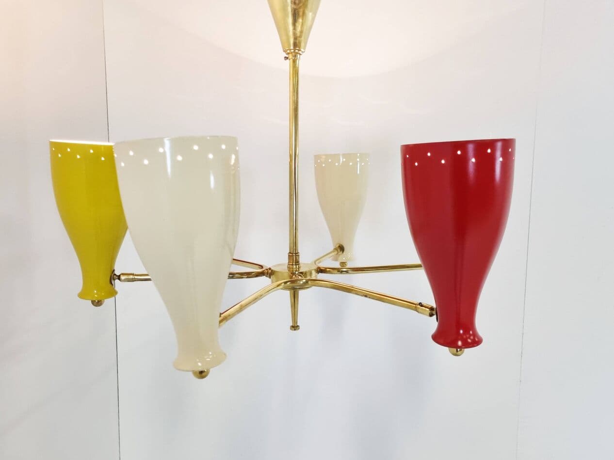 Żyrandol mid-century, klosze multikolor, włókno szklane, mosiądz, Francja, lata 50. - 270155