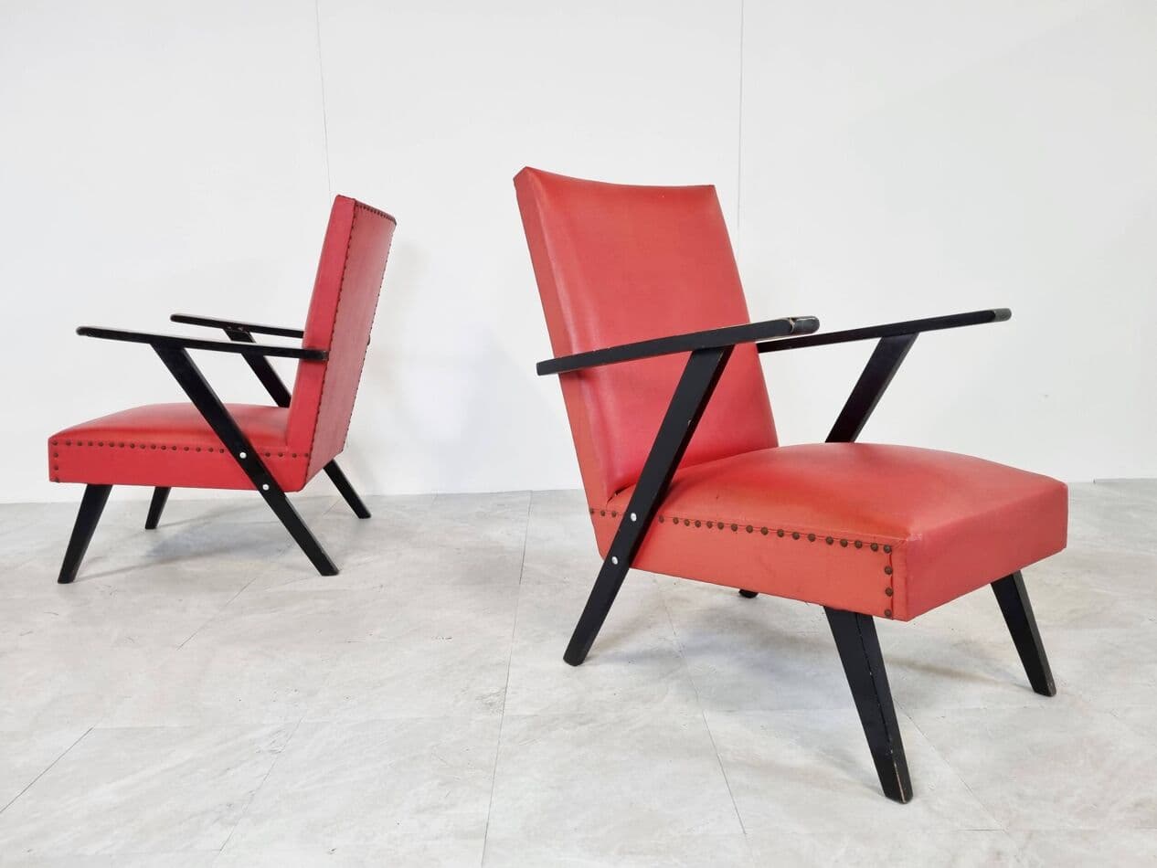 Para foteli, czerwony skaj, drewno czarne, Belgia, lata 60. - 270144