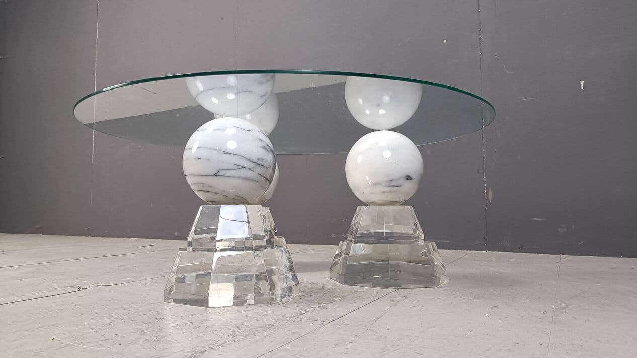 Coffee table, white marble, glass, plexiglass, France, 1980s. - 270088