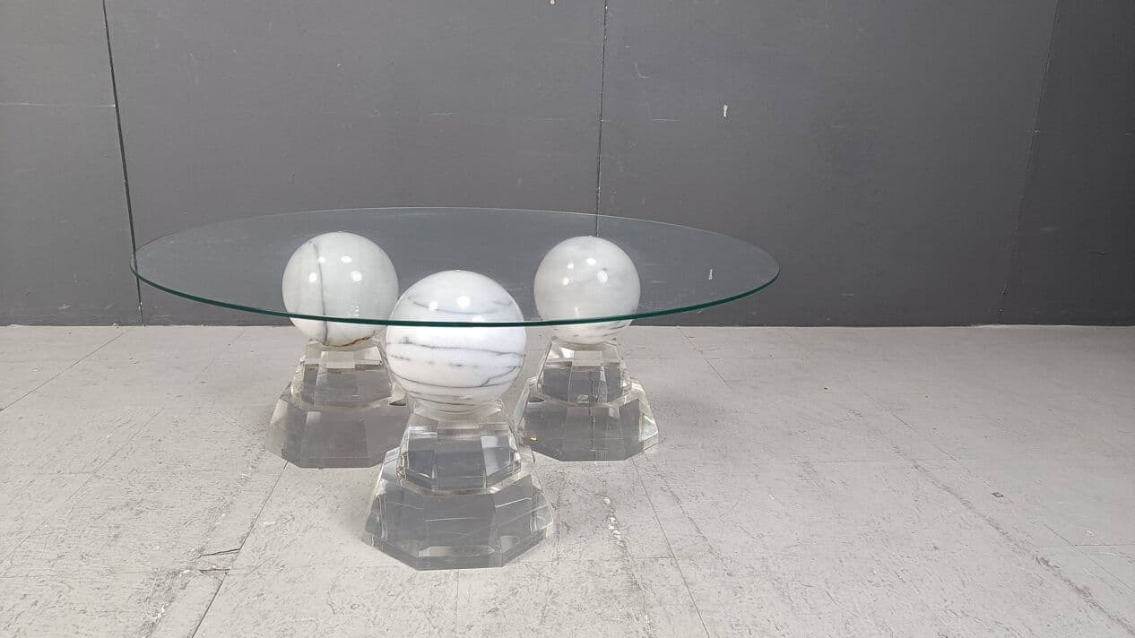 Coffee table, white marble, glass, plexiglass, France, 1980s. - 270082