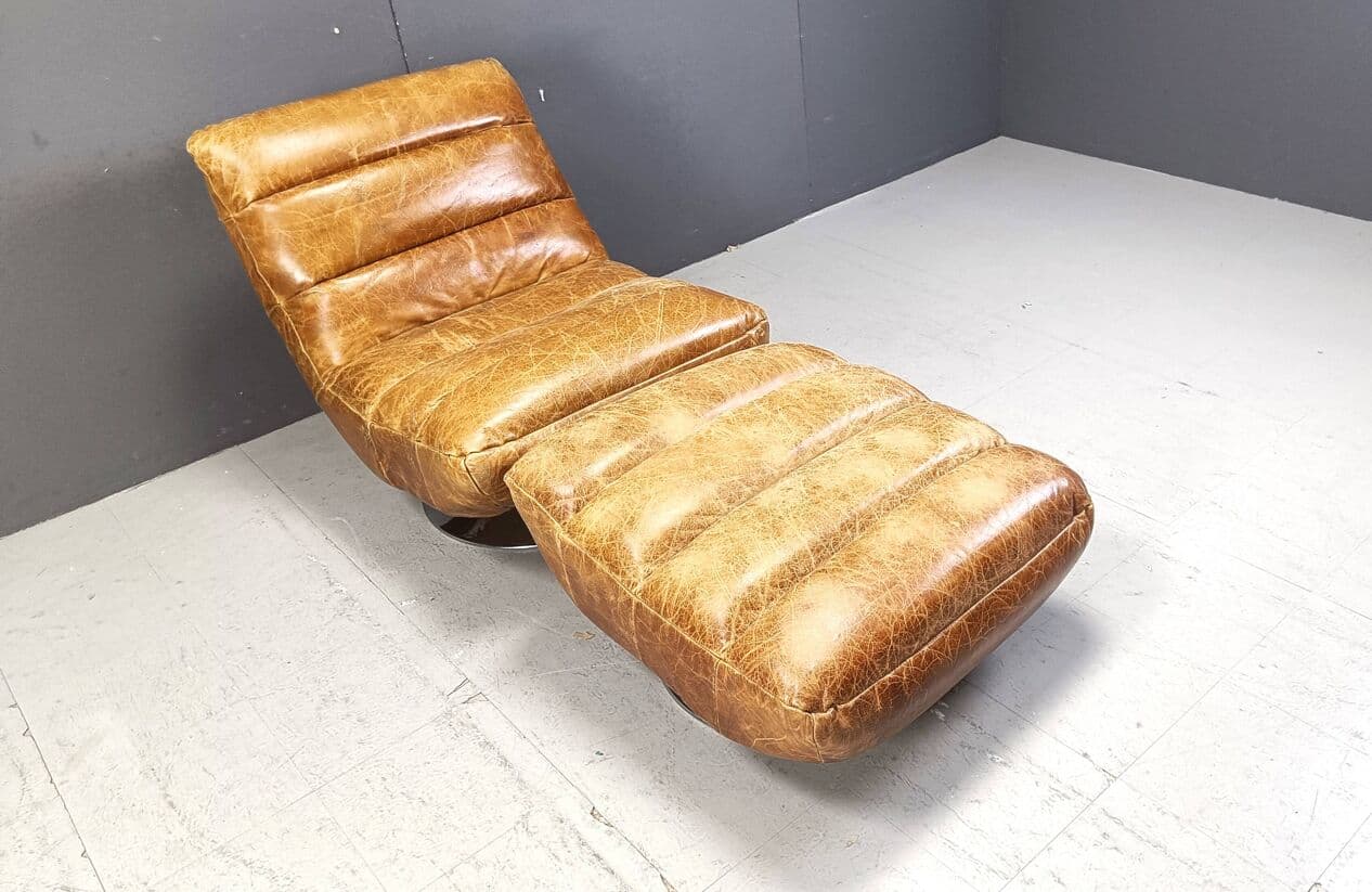 Fotel obrotowy z podnóżkiem, skóra brązowa, Belgia, lata 70. - 270061