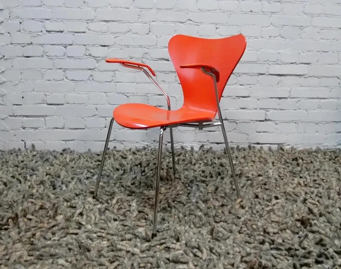 Armchair, Series 7, red plywood, by A. Jacobsen, for Fritz Hansen, Denmark, 1970s - 19458