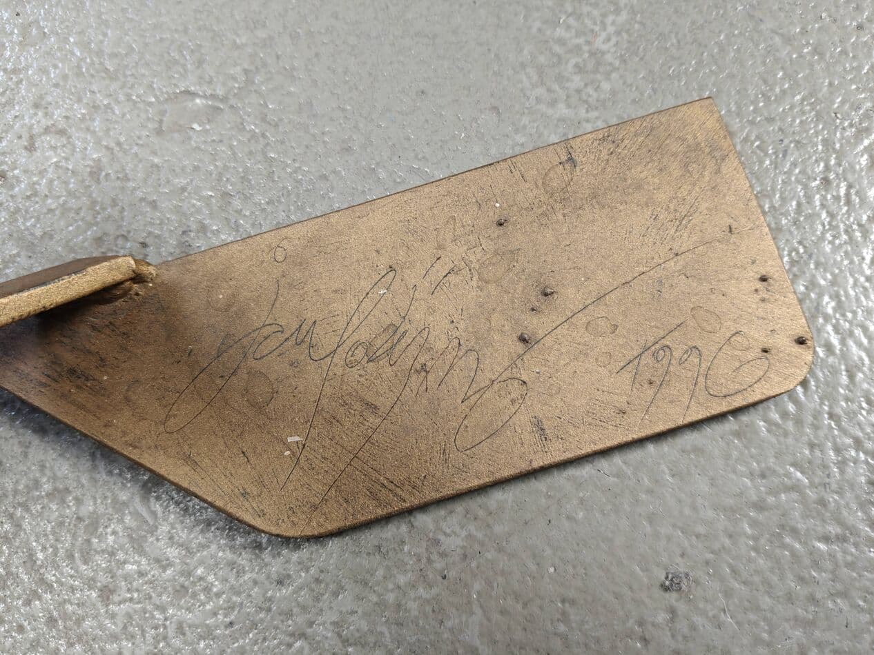 Zestaw wypoczynkowy rzeźbiarski, beżowy, winyl chromowany, szkło, metal złocony, Belgia, lata 90. - 269950