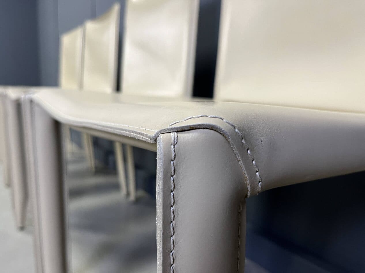 Zestaw czterech krzeseł jadalnianych, skóra beżowa, Włochy, lata 80. - 269876