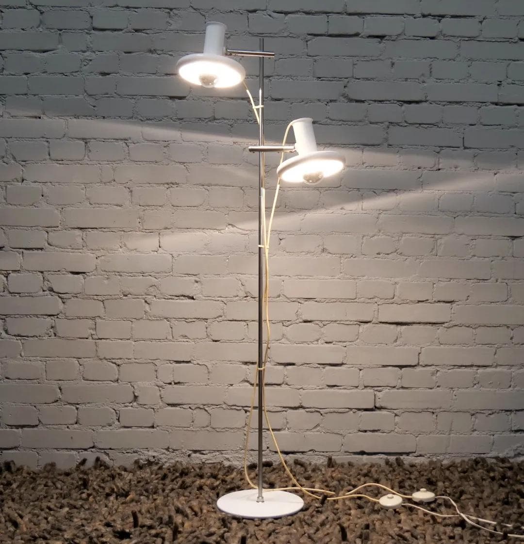 Floor lamp Optima, white, chrome steel, by H. Due, Fog & Mørup, Denmark, 1970s. - 19429