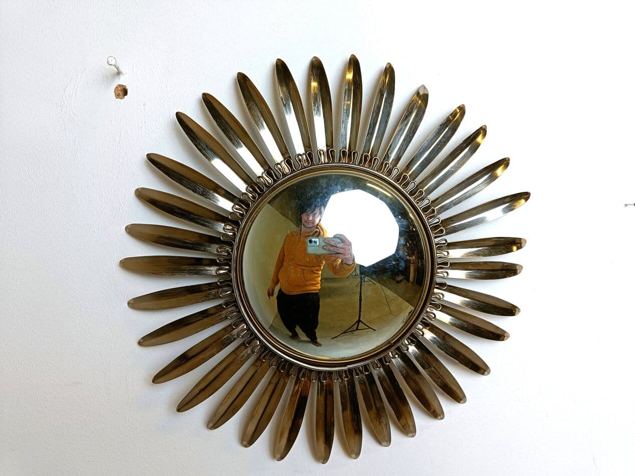 Sunburst mirror, gold brass, France, 1970s. - 269571