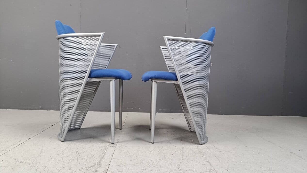 Zestaw sześciu krzeseł z podłokietnikami postmodernistycznych, tkanina niebieska, stal, Belgia, lata 80. - 269501