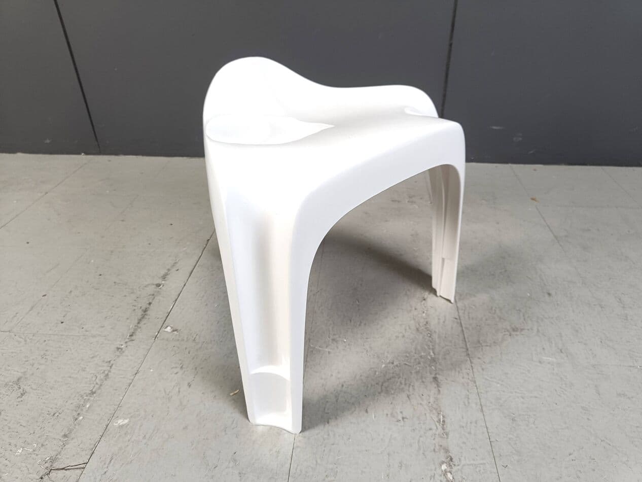 Stołek Casalino, biały, plastik, proj. A. Begge, Casala, Niemcy, lata 70. - 269419
