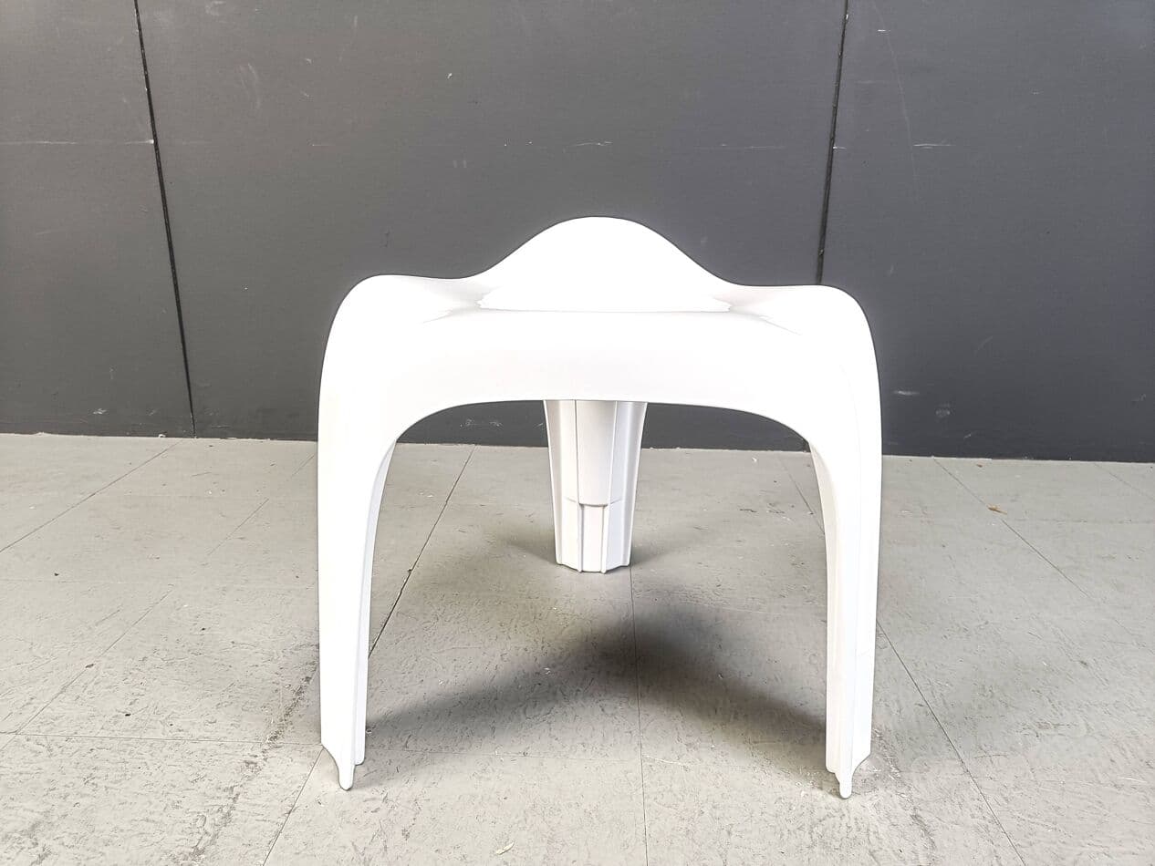 Stołek Casalino, biały, plastik, proj. A. Begge, Casala, Niemcy, lata 70. - 269423