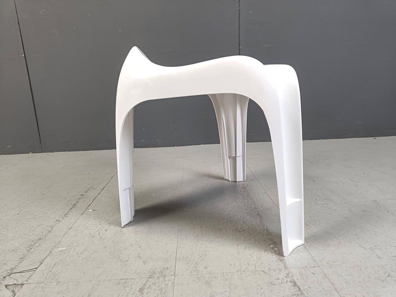 Stołek Casalino, biały, plastik, proj. A. Begge, Casala, Niemcy, lata 70. - 269421
