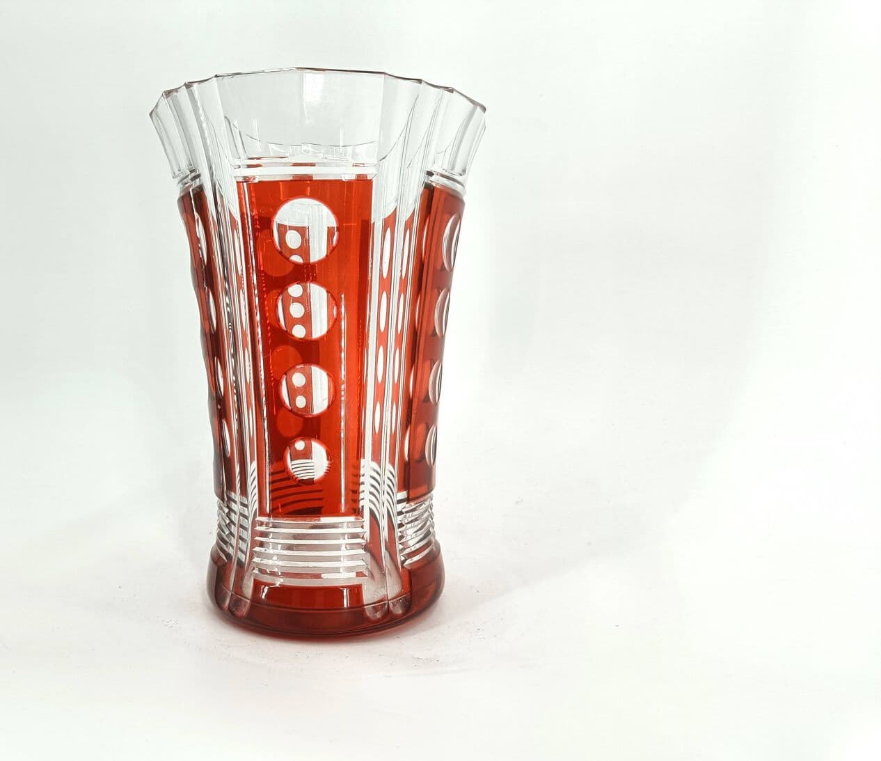 Wazon, art deco, czerwony, kryształ, Belgia, lata 60. - 269392