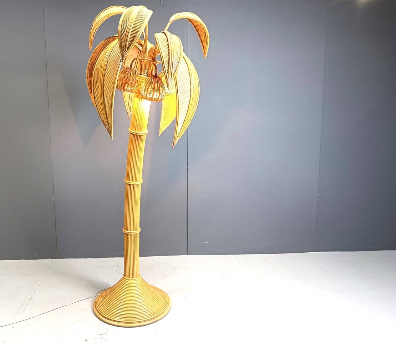 Lampa podłogowa Palma, złoty, rattan i wiklina, Francja, lata 70. - 269291