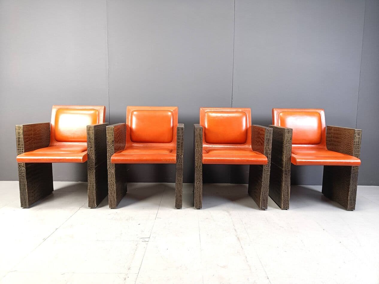 Zestaw czterech foteli, skóra pomarańczowa, skóra ekologiczna ciemnobrązowa, Francja, lata 70. - 269269
