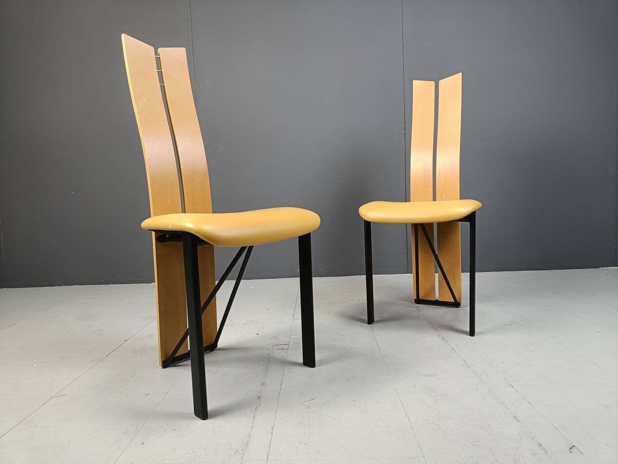 Set of ten postmodern dining chairs, beige oak, beige leather, black metal, Italy, 1980s. - 269261
