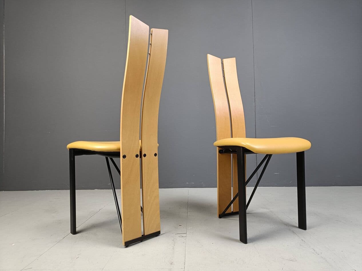 Set of ten postmodern dining chairs, beige oak, beige leather, black metal, Italy, 1980s. - 269262
