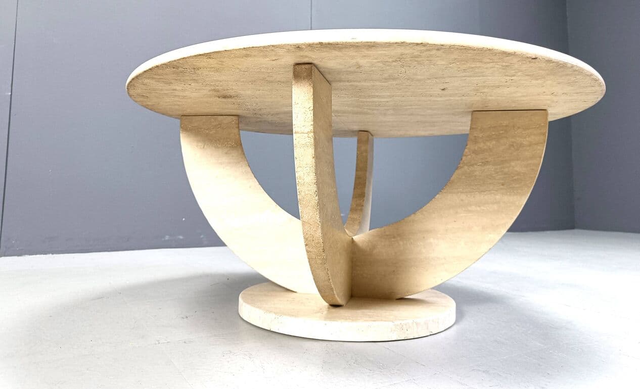 Round coffee table, beige travertine, Italy, 1970s. - 269248