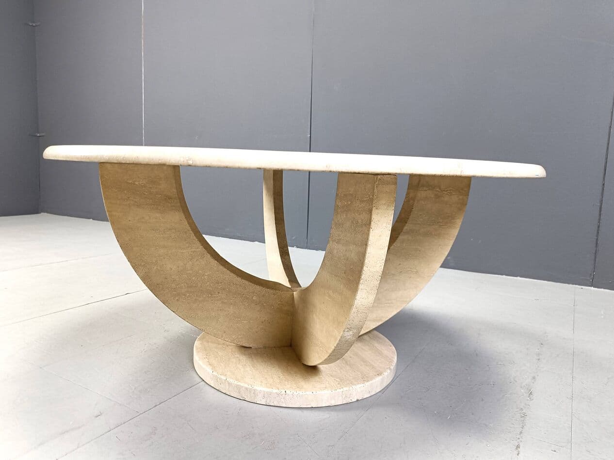 Round coffee table, beige travertine, Italy, 1970s. - 269249