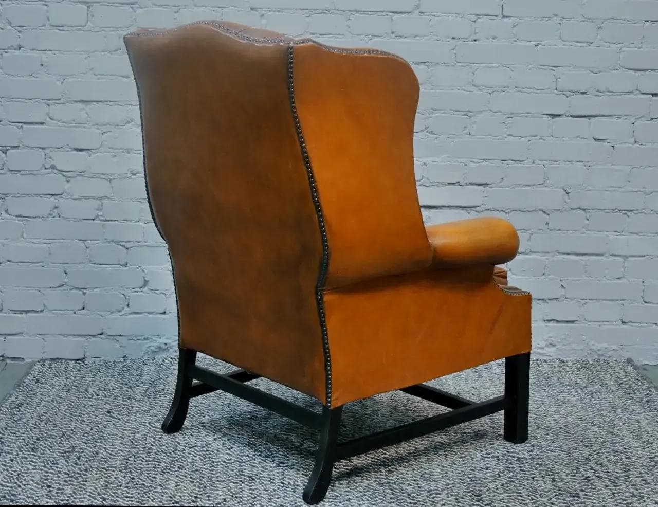 Fotel Chesterfield Wingback, skóra brązowa, drewno, Anglia, lata 50. - 19400