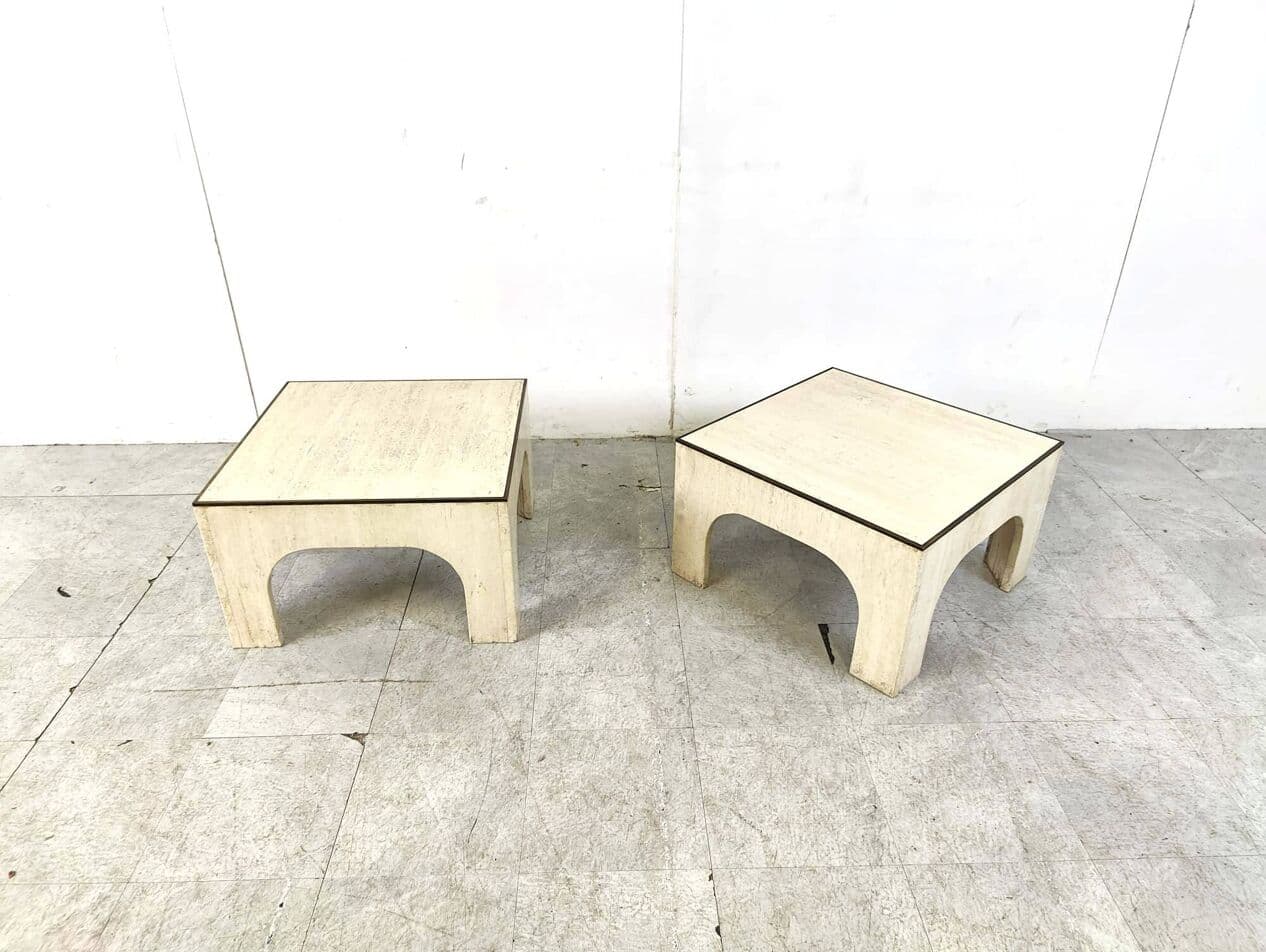 Pair of coffee tables, beige travertine, brass, Italy, 1970s. - 269089
